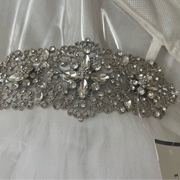 Wedding veil - Picture 4 of 4